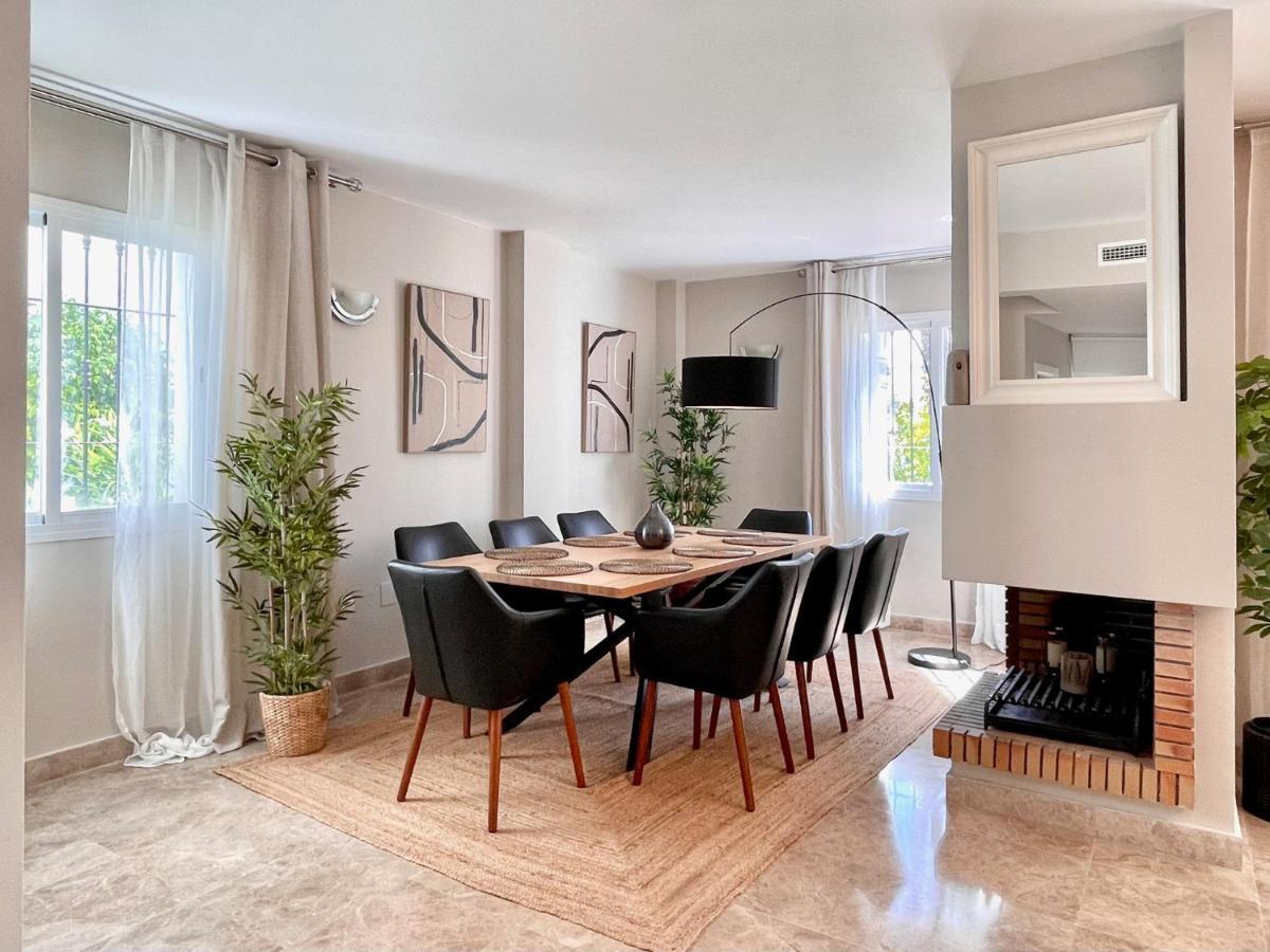 Appartement Unique Townhouse In Front Of Puerto Banus à Marbellac Extérieur photo