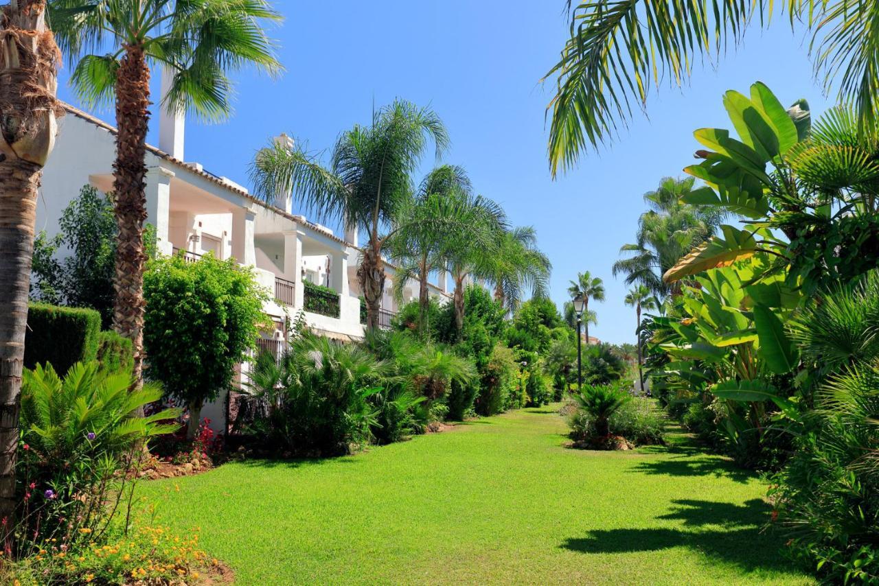 Appartement Unique Townhouse In Front Of Puerto Banus à Marbellac Extérieur photo